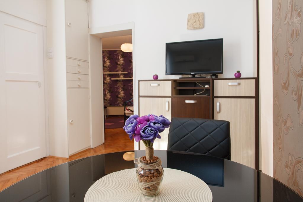 Stay In Apartments Belgrad Zimmer foto
